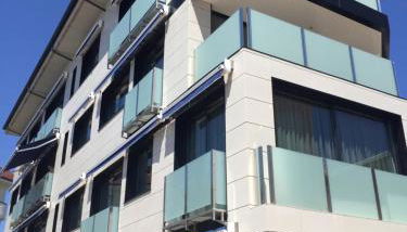 Apartamentos Playa De Los Barcos - Foto 2