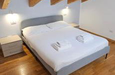 Relaxing Apartment With View - Photo 16