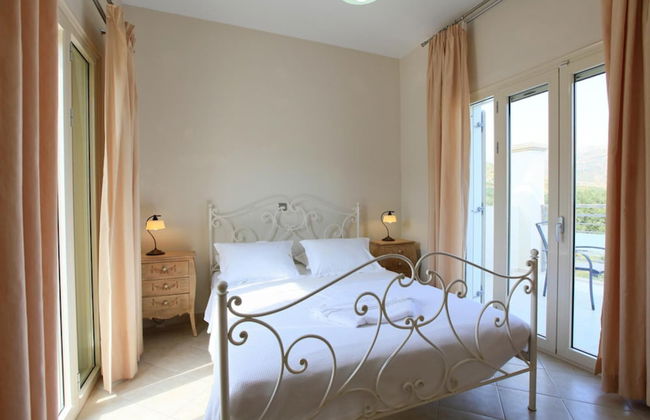 Villa Semeli Large Private Pool Walk to Beach Sea Views A C Wifi Car Not Required Eco-friendl - 1879 - Foto 52