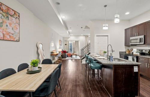 Luxury 3BR Rooftop Apartment Walk to MET and Metro - Foto 9