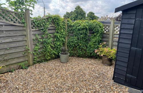 2 bedroom Hidden Gem in Stamford with parking - Foto 37