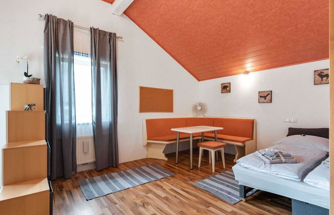 Impressive Holiday Home in Pinsdorf With Pool - Foto 3