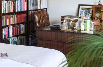 Luxurious cabin with desk & mini library - Foto 6