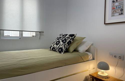 Jordi home 15 minutes to center by train - Foto 10