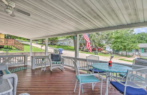 Steps to Lake Cheerful Camdenton Cottage! - Photo 20