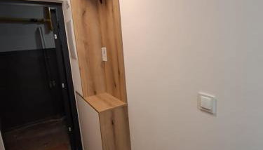 Mikrokawalerka w ścisłym centrum - Foto 3, wardrobe