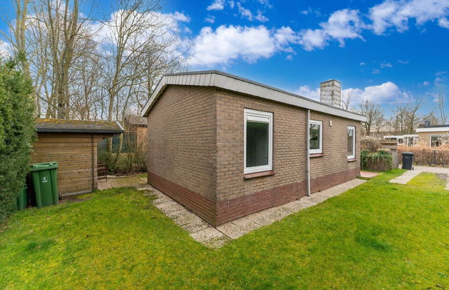 Holiday Home in Zeeland Near Lake - Foto 30