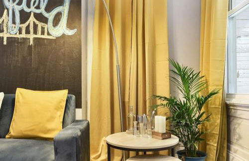 HostWise Stays - The Edmond - Bloomfield Apartment in a great location! - Foto 6