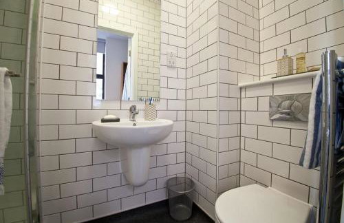 For Students Only - Algernon Firth in Leeds - Foto 22