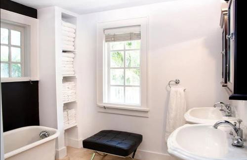 Historic Sailboat Bend Home 5 Min to Las Olas 4 miles to the Beach - Foto 18