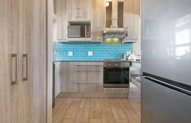 Sea Spray B404 by HostAgents - Photo 14