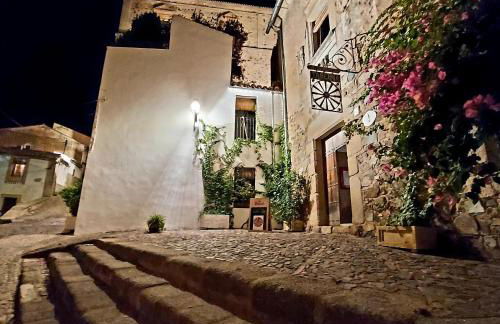 Casa Leyendas de Cáceres - en plena zona monumental - Foto 34