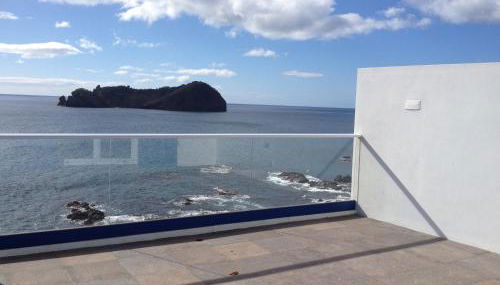 Blue House - Photo 4