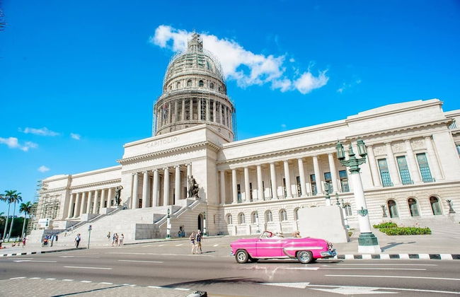 Apartamento Privado con Balcón y Vistas - Photo 12