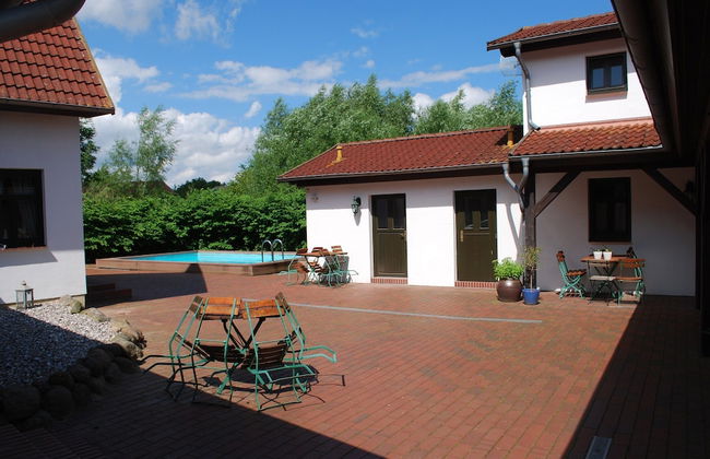 Mansion in Dargun With Pool and Garden - Photo 17