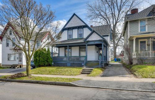 Less Than 2 Mi to Hospitals and University South Wedge Apt! - Photo 1