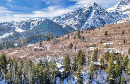 Sundance Splendor- 5-Bed Cabin Oasis with Majestic Mountain Views - Foto 5