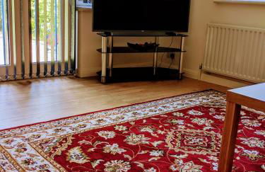 Oaklawn Apartment - Sleeps 4 Parking & Garden - Photo 83