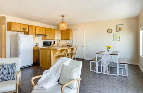 Ocean Front Duplex with Views! Dog Friendly -Surfside Cottage South - Foto 4