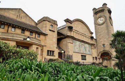 New! Bright 2BR Flat with Patio - Foto 20