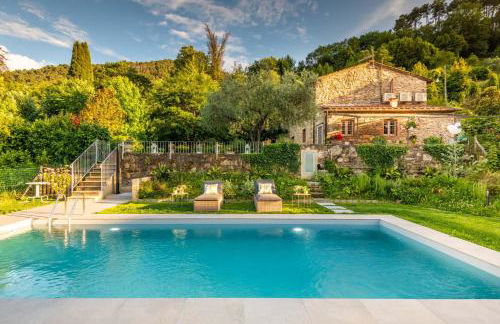 Villa Ester, a Stylish Farmhouse on the Hills - Foto 1