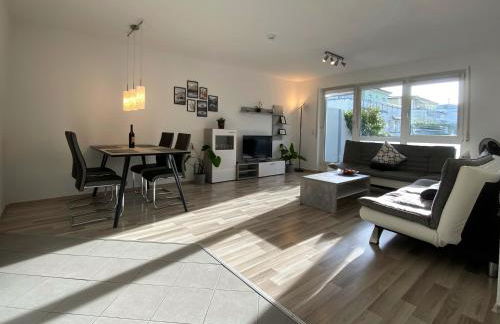 3 Zimmer Apartment in S-Bahn Nähe, 76 qm, max 5 Pers, 30qm Dachterasse, Garage, Internet 1000 MBit - Foto 2