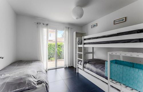 La villa Sirelis piscine et spa - Foto 12