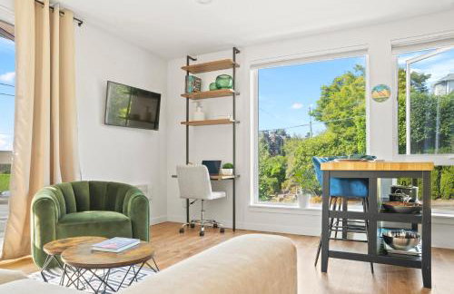 NEW Bright Capitol Hill Condo, Great Location Views - Foto 1