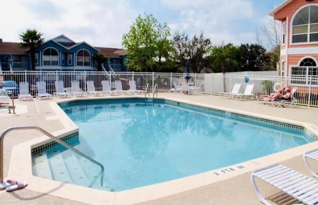 Britannia Village - Photo 48