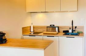 Proche St Tropez refait à neuf bord de plage et piscine - Foto 6