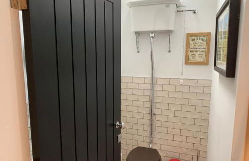 Luxury Studio Cottage at Foot of Yorkshire Wolds - Photo 17