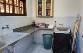 Casa confortável pertinho da praia com garagem e quintal - Foto 52