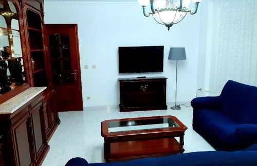 1ª LÍNEA DE PLAYA, VISTAS AL MAR Y MUY CÉNTRICO. - Foto 4