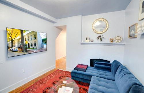 Cap Hill Row 2 Bedrooms, Walk to Sights, Parking - Photo 11