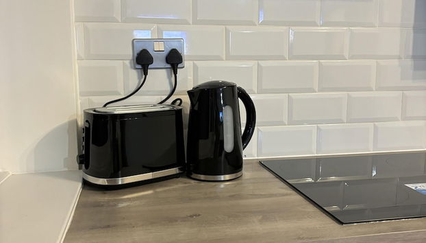 Stylish City Centre Apt- 25 Off Monthly Stays! - Foto 3, Cocina privada