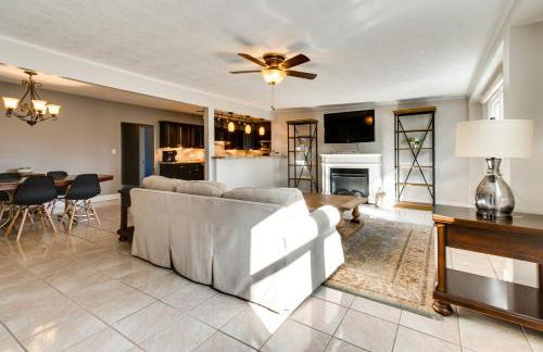 Updated Robinson Vacation Rental with Fireplace! - Foto 7