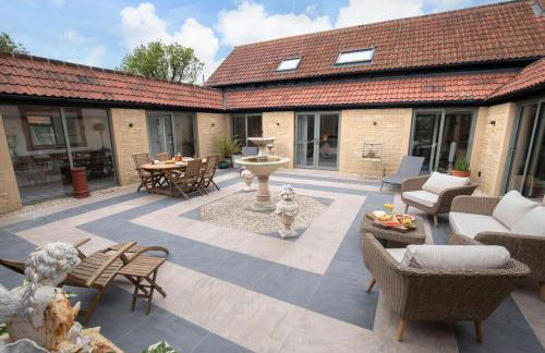 The Old Dairy: A Stunning Detached Rural Retreat - Foto 42