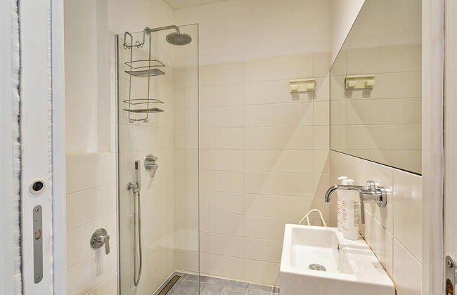 Yellow Suite sul Lungomare di Recco by Wonderful Italy - Photo 5