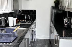 Cosy 3 bed Home near NEC & BHX - Foto 6