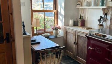 Hillside Cottage - Photo 5