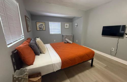 Modern cozy home with private patio - Sleeps 6 - Foto 10