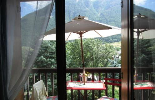 Agréable appartement au calme avec vue montagne, commune de Le Monêtier les Bains - Le Freyssinet - Photo 8