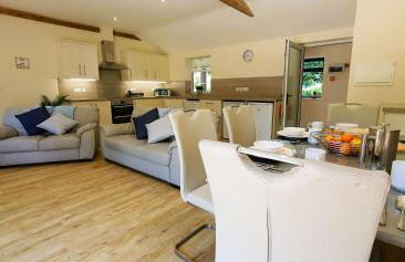 The Victorian Barn, Self-Catering Holidays with Pool and Hot Tubs, Dorset - Photo 96