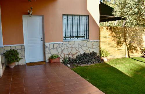 Maravilloso apartamento con jardín y barbacoa - Photo 10