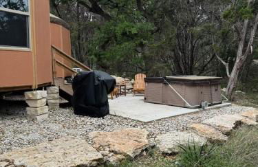 Ophelia Luxury Yurt-Cabin - Canyon Lake - Hot Tub - Foto 21