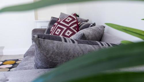 Brand New, Immaculate 3 Bed 3 Shower room House - Foto 2