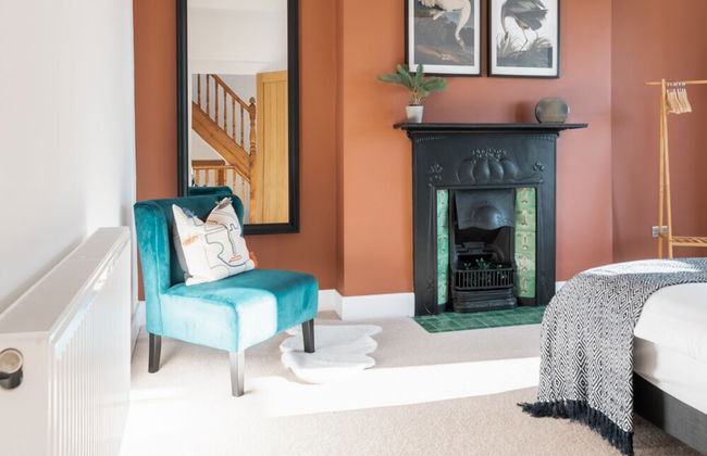 Kensington Place - 4 Bedroom Home w Free Parking - Photo 48