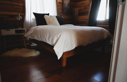 Breathtaking ViewsTwo Bedroom Cabin with Hot tub - Foto 11