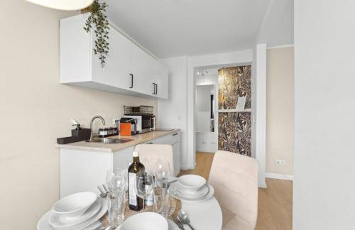 Stylisches 2-Zimmer Ambient Apartment in Alsternähe mit Kingsize-Bett & Schlafsofa - Foto 7