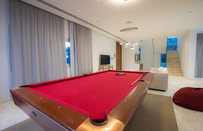 Tranquility Beachfront Villa - Foto 28